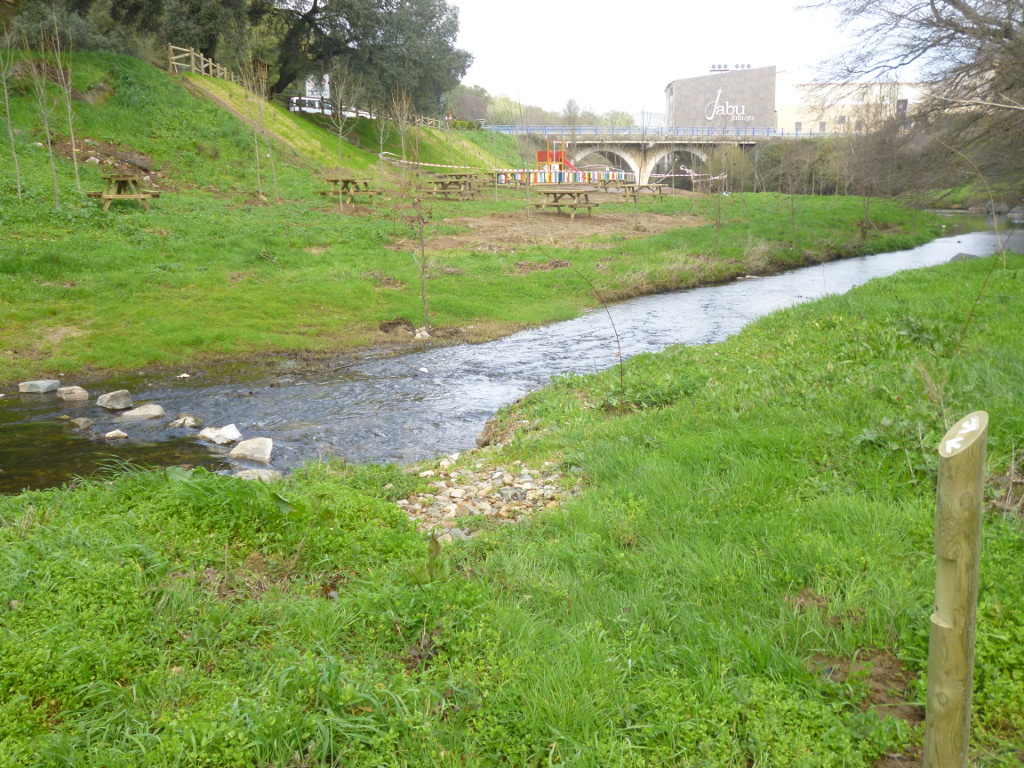 Adecuación de senda fluvial en Jabugo (Huelva)